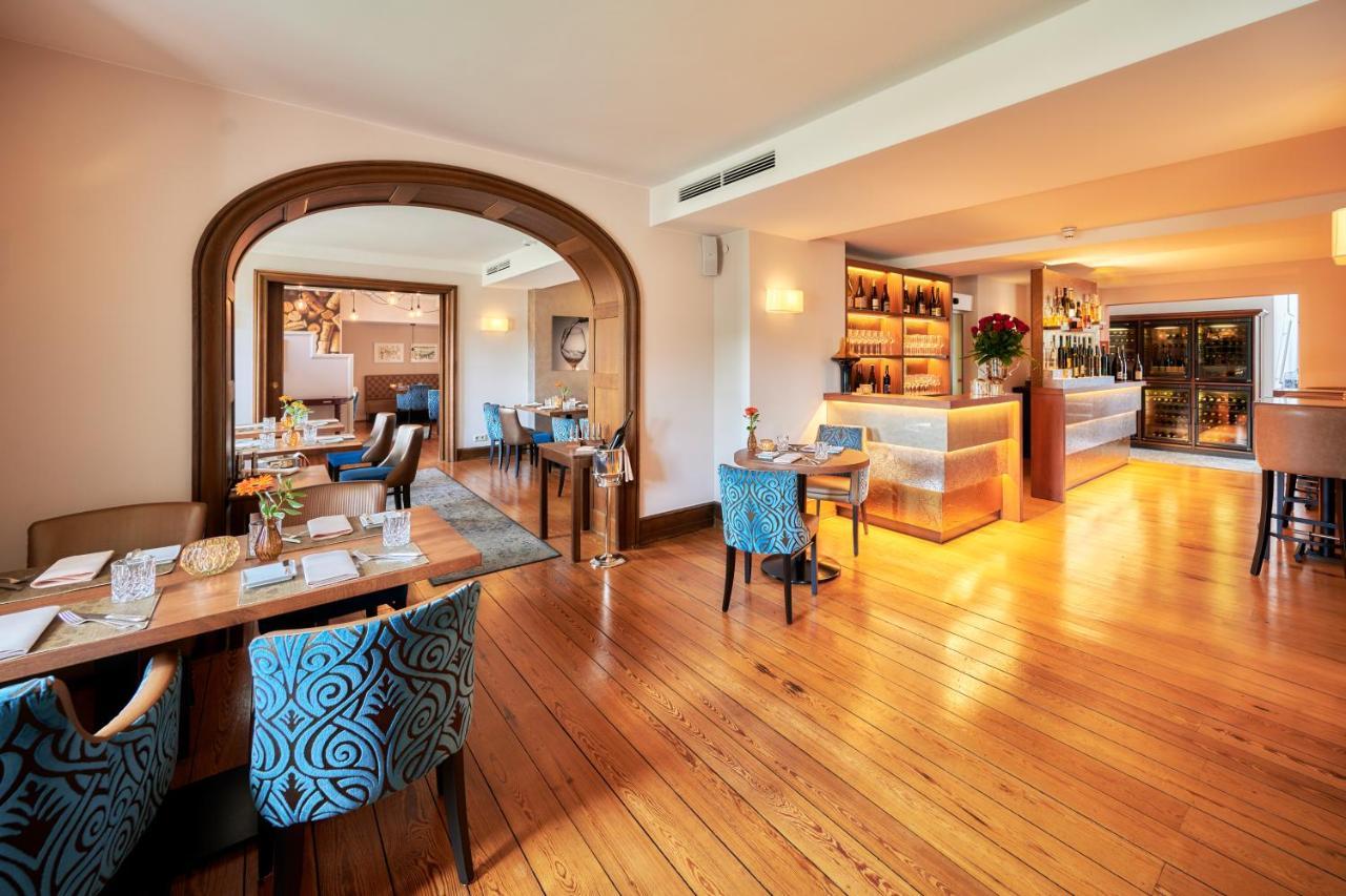 Weinromantikhotel Richtershof Мюльхайм Экстерьер фото