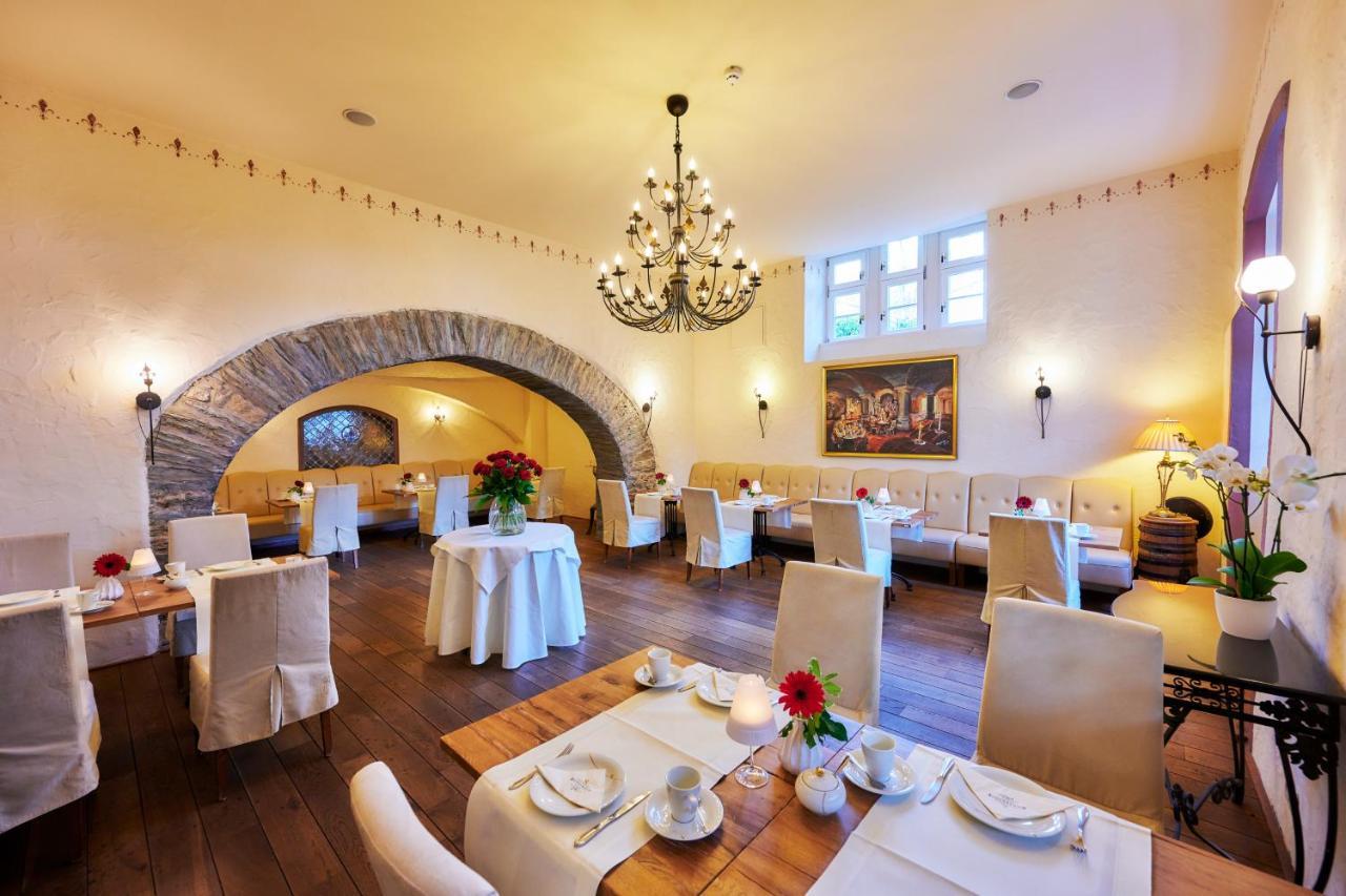 Weinromantikhotel Richtershof Мюльхайм Экстерьер фото