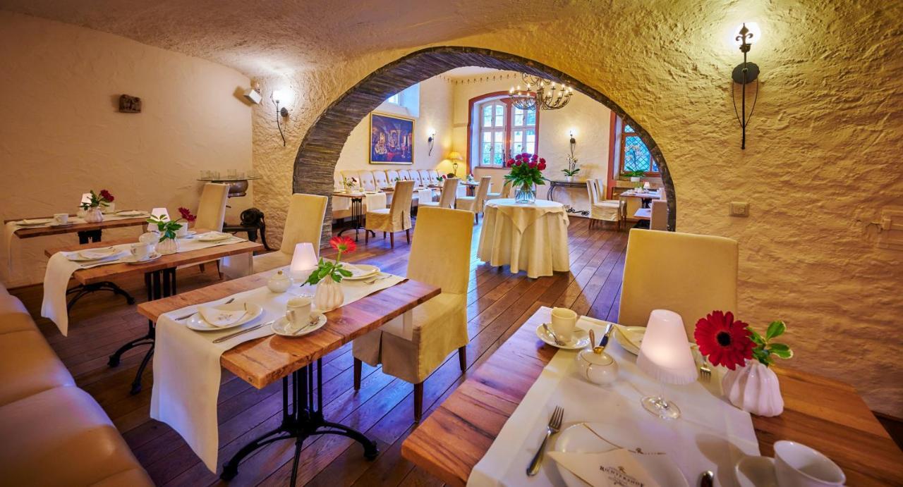 Weinromantikhotel Richtershof Мюльхайм Экстерьер фото