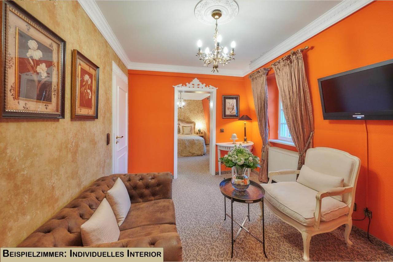 Weinromantikhotel Richtershof Мюльхайм Экстерьер фото
