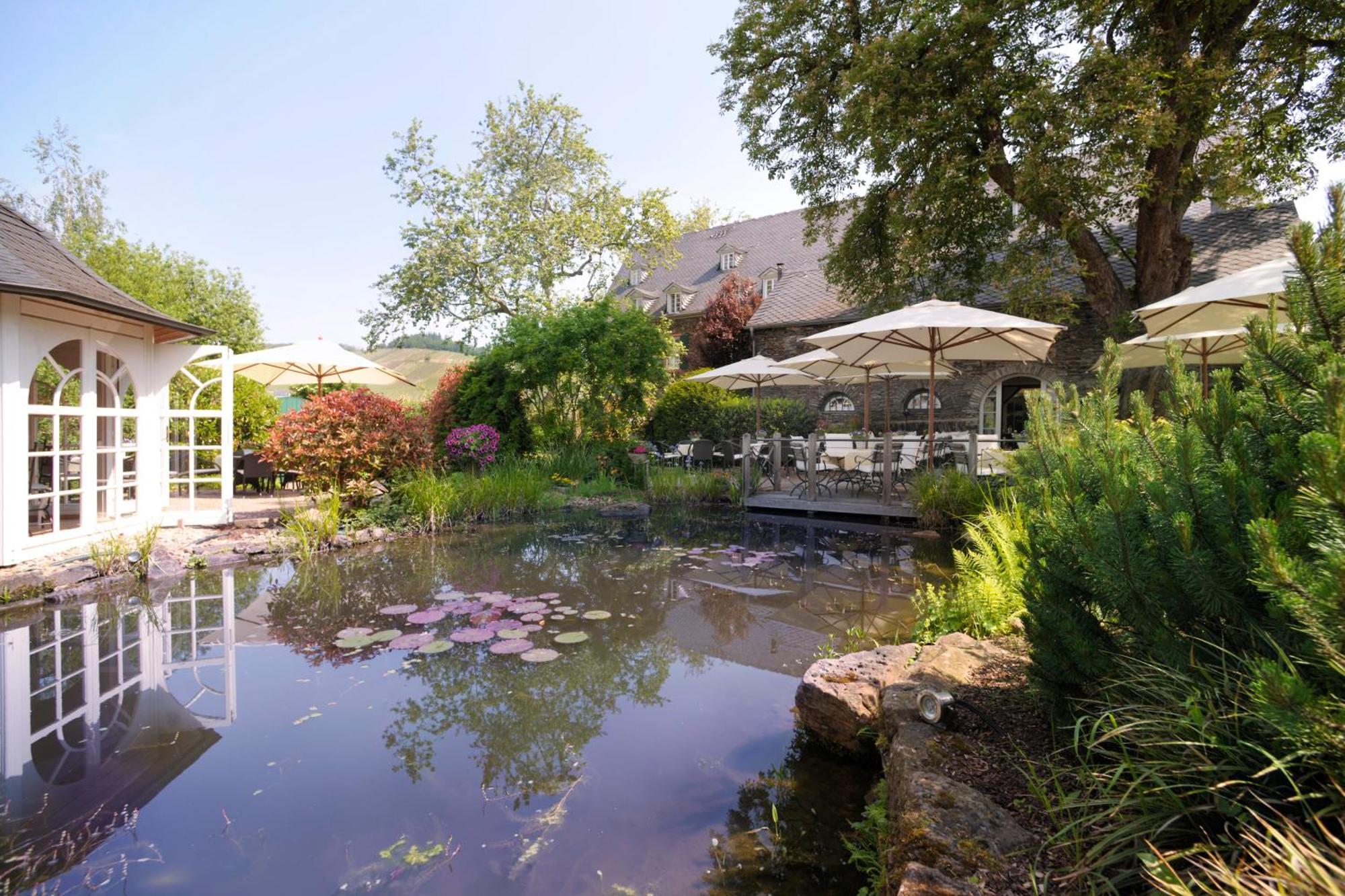 Weinromantikhotel Richtershof Мюльхайм Экстерьер фото